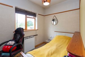 Bedroom- click for photo gallery